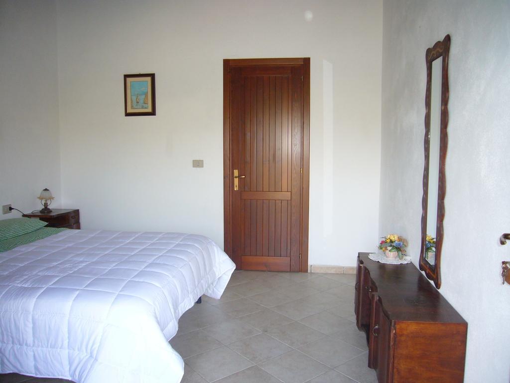 פלומינימאג'ורה Su Trabi B&B חדר תמונה
